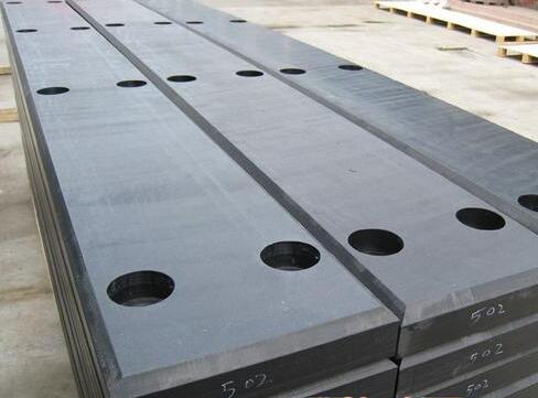 中國生產(chǎn)護(hù)舷貼面板|防撞護(hù)舷板|碼頭護(hù)舷板供應(yīng)商